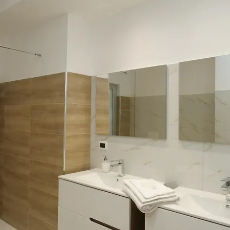 Cipriani Luxury * Bari